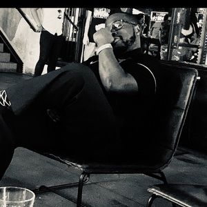 Meet your Posher, Perry